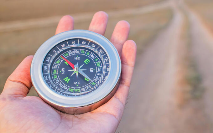 Kompass (Symbolbild) (Foto: Steppe Walker/Pexels)