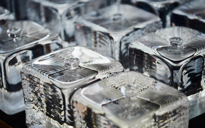 Optisches Glas