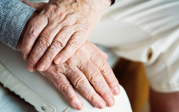 Alte Menschen (Symbolbild) (Foto: Rawpixel)