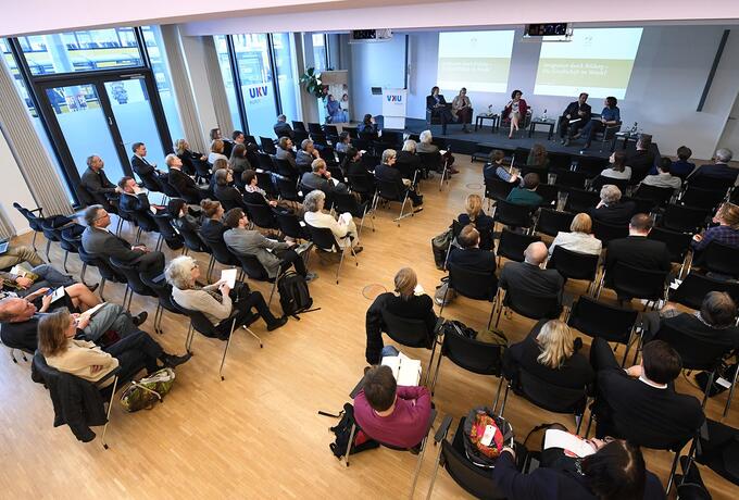 integration_durch_bildung_übersicht_berliner_stiftungswoche_2016