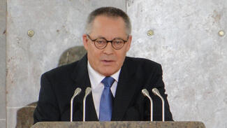 Karl Schlögel (Foto: Wikipedia/User Dontworry) [CC BY-SA 3.0](https://creativecommons.org/licenses/by-sa/3.0/legalcode)