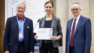 Preisverleihung auf dem VDE Hauptstadtforum (Foto: Hannibal/VDE)