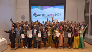Preisverleihung ZukunftsGut 2024 (Foto: Commerzbank-Stiftung) Preisverleihung ZukunftsGut 2024 (Foto: Commerzbank-Stiftung)