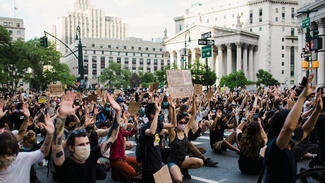 Demonstration von Aktivisten (Foto: Life Matters/Pexels)