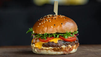 Fastfood (Symbolbild) (Foto: Valeria Boltneva/Pexels)