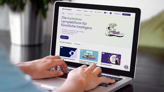 KI-Campus (Laptop mit Website)