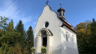 Heiligkreuzkapelle am Schloss Egglkofen (Foto: Stefan Stolte)