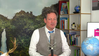 Videotrailer mit Eckart von Hirschhausen